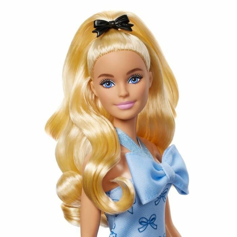 Barbie inspirando juego de construcción motricidad fina