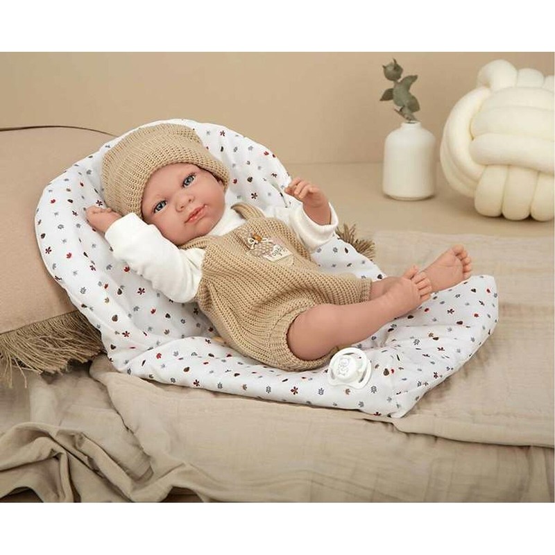 Muñeca Arias de calidad, perfecta para el desarrollo emocional infantil