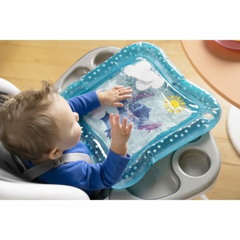 Primer plano de la colchoneta hinchable Stitch con el diseño de Disney Baby