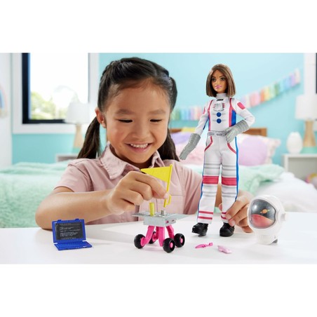 Muñeca infantil Mattel para juego simbólico