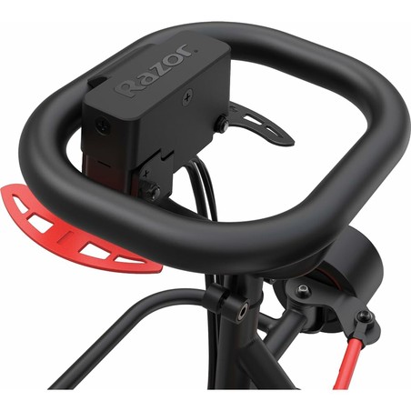 Detalle del motor de 24V del coche eléctrico infantil