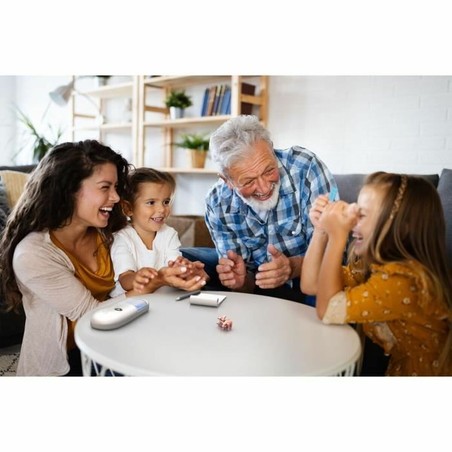 Caja del juego de mesa de estrategia Winning Moves para niños