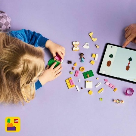 Juguete construcción motricidad fina LEGO con piezas coloridas