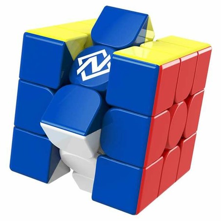 Set construcción educativo Bizak, niño jugando felizmente