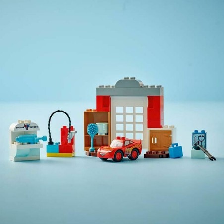 Juego construcción motricidad fina con Rayo McQueen y Doc Hudson