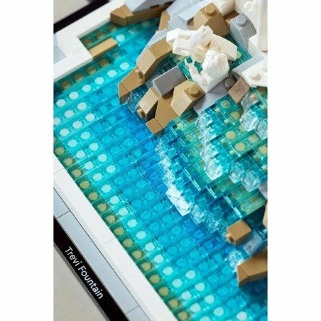 Fontana de Trevi LEGO montada, pieza decorativa elegante