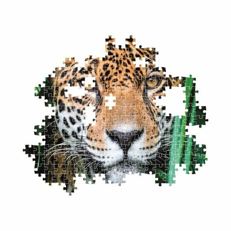 Juguete construcción motricidad fina: ensamblando el puzzle de cartón