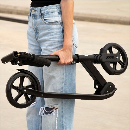 Patinete con freno trasero de seguridad, control total para los pequeños