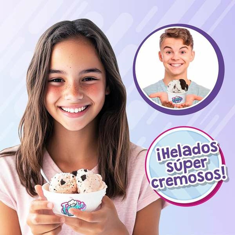 familia jugando juego educativo cocina Heladississimo