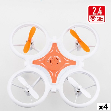 Drone Colorbaby realizando giros 360 grados en el aire
