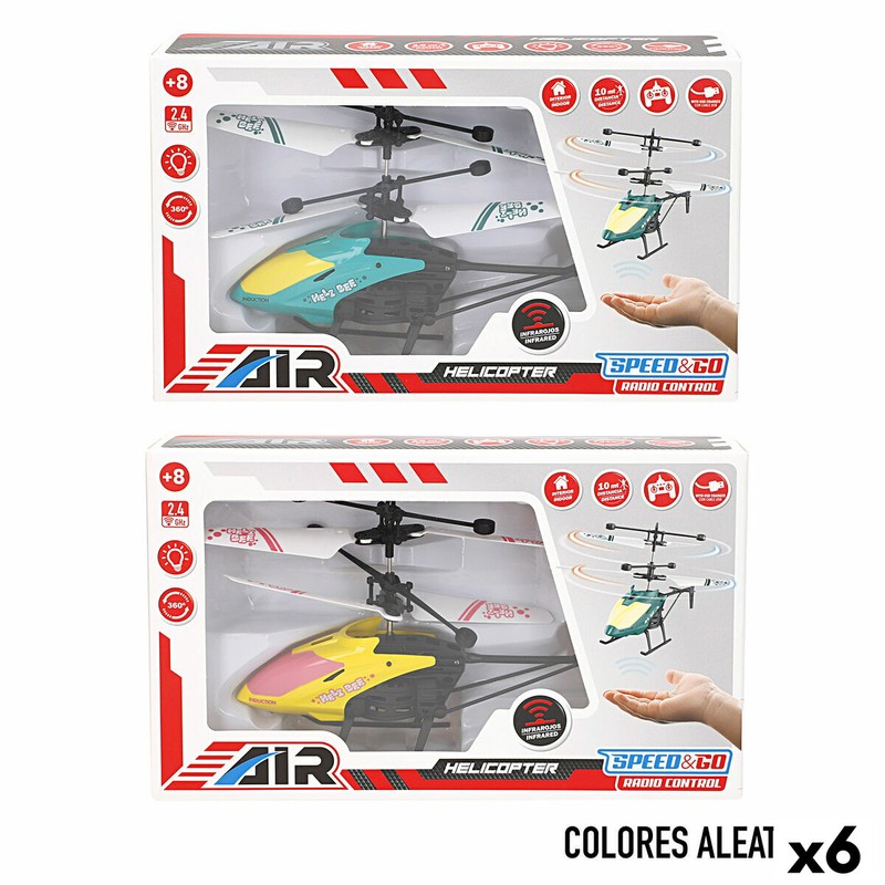 Primer plano de helicóptero radiocontrol, juguete control remoto