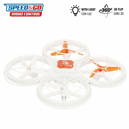 Helicóptero radiocontrol en acción, ideal para jóvenes pilotos