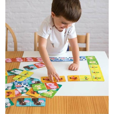 Juego de mesa dominó clásico para toda la familia