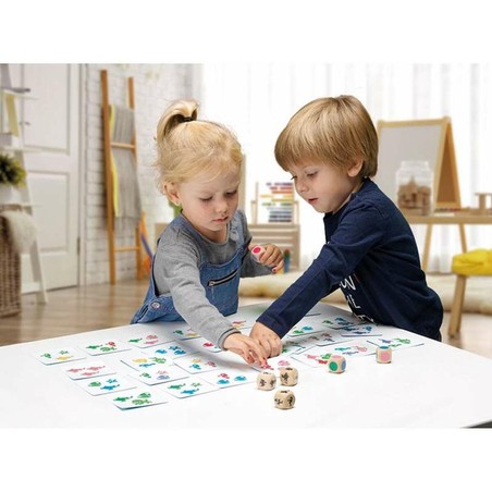 Niños disfrutando de un juego lanzamiento precisión Cayro