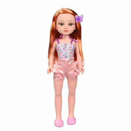 Muñeca Nancy con ropa nueva, lista para jugar