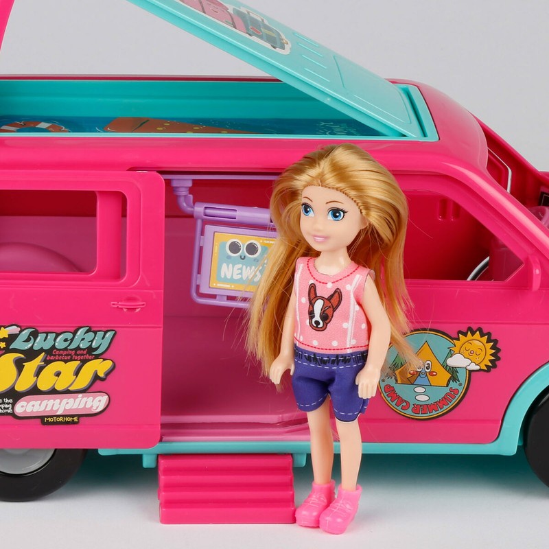 Muñeca Bella con accesorios camping para juego imaginativo