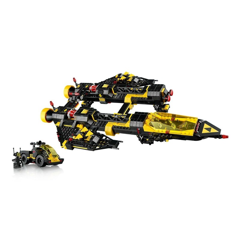 Vista lateral del LEGO 10355 Blacktron Renegade