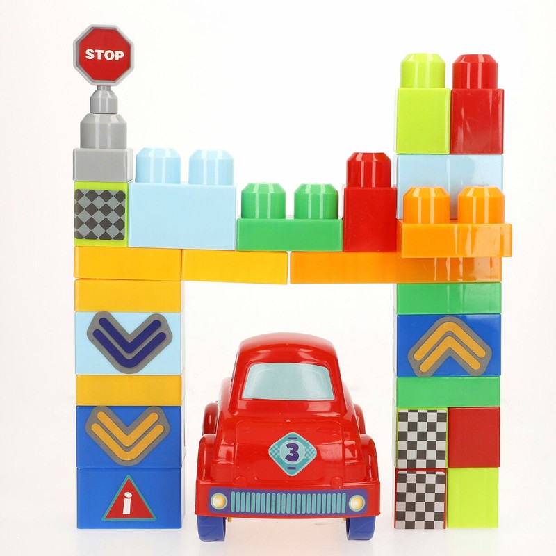 Bloques construcción infantiles con pista de carreras
