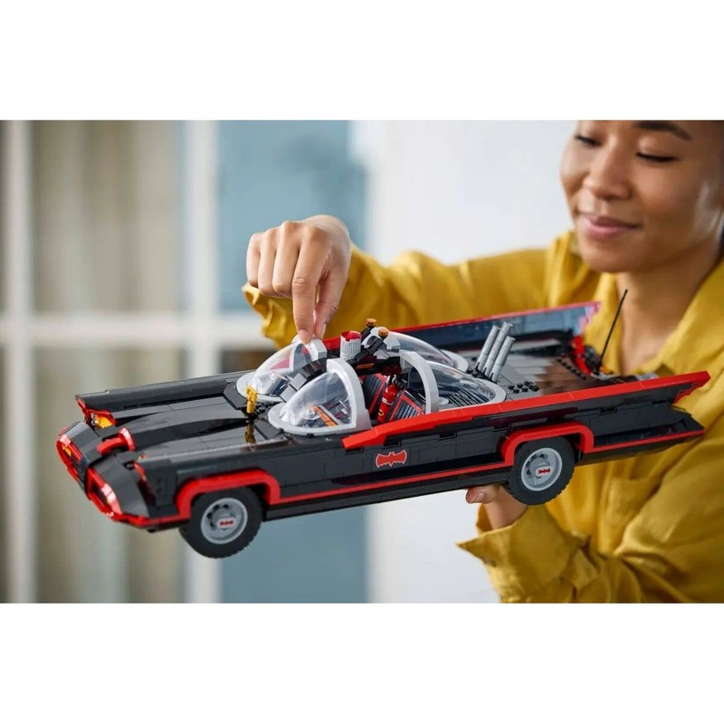 Batmobile Clásico Lego, detalle del interior y cabina