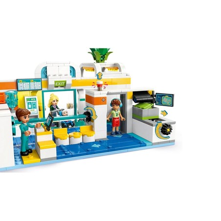 Historias Heartlake City: minifiguras en el aeropuerto LEGO
