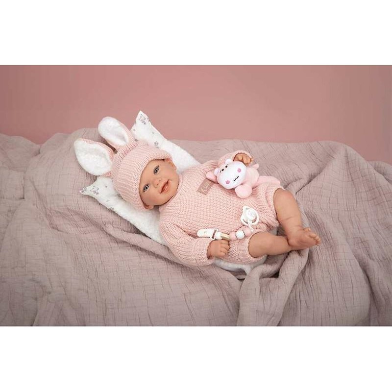 Muñeca Arias 45 cm para juego simbólico infantil, con detalles realistas