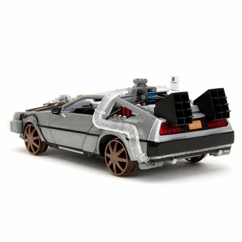 Modelo a escala DeLorean Back to the Future III - vista trasera