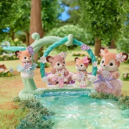 Juguete ciervo bebé Sylvanian Families con accesorios