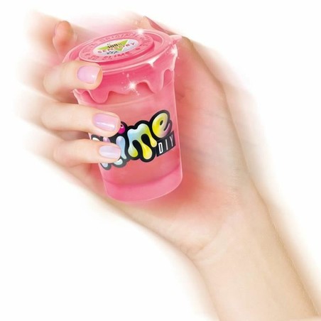 Niños creando slime casero con el set de Canal Toys