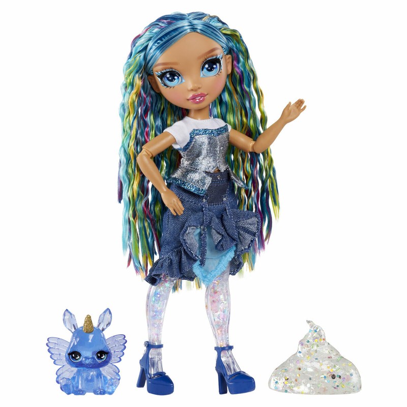 Muñeca Rainbow High Skyler posando, un juguete que fomenta la imaginación