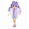 Muñeca Rainbow High Crystal Mannequin morada con su look completo