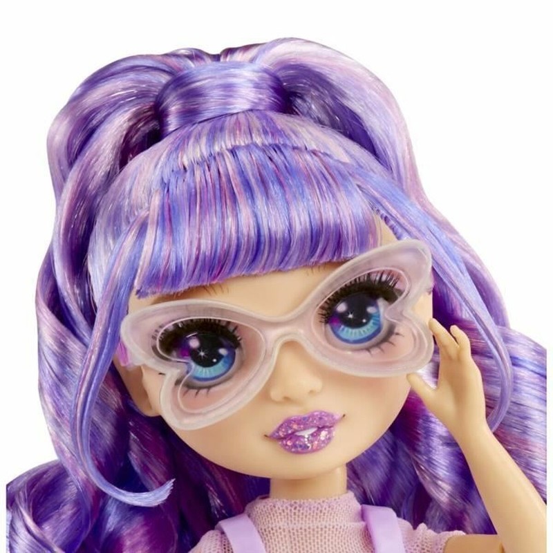 Detalle de los accesorios de la Muñeca Crystal Mannequin