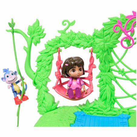 Niño jugando con bloques de construcción, fomentando la imaginación