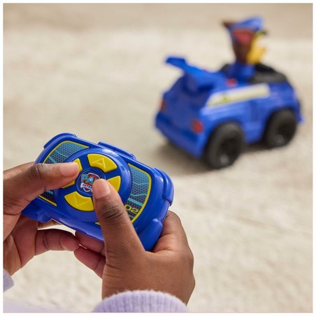 Coche radiocontrol con diseño de Patrulla Canina, perfecto para coleccionistas jóvenes