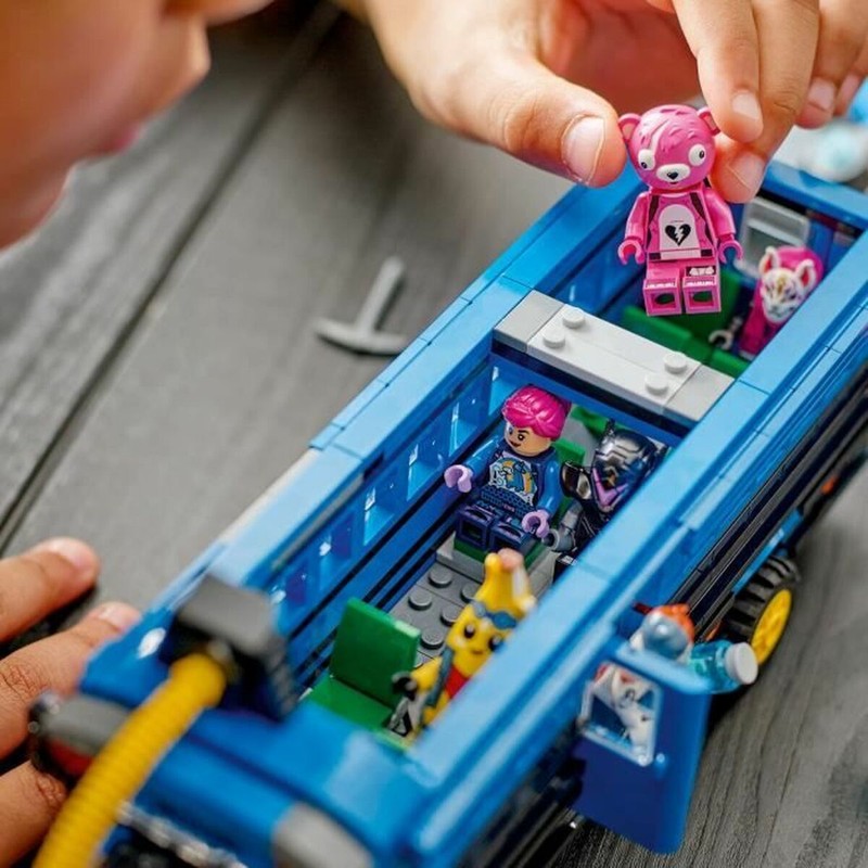 Bloques construcción infantiles LEGO Fortnite con personajes