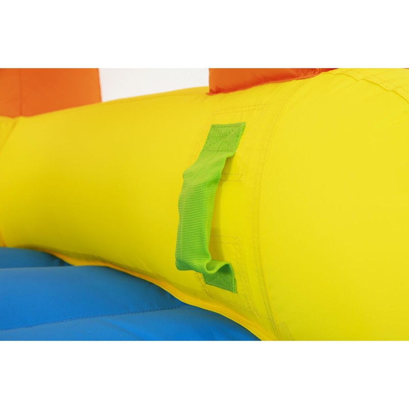Piscina hinchable con tobogán y zona de chapoteo segura