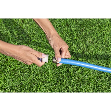 Primer plano de los materiales resistentes del parque acuático Bestway