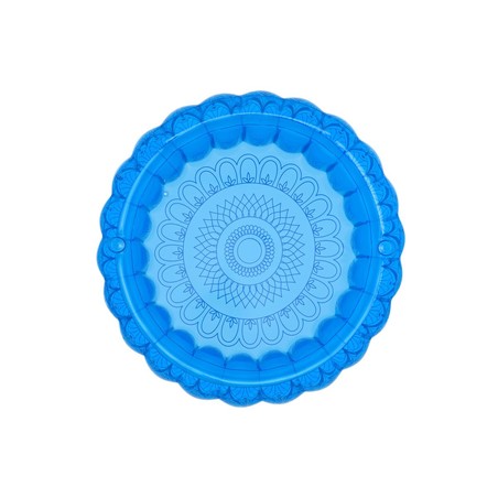 Familia disfrutando de la piscina exterior resistente Bestway