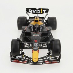 Coche F1 Coleccionable Bburago Red Bull RB19 1:18 - Compra online en MegaJuguetes 2
