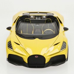 Coche Bugatti Mistral 1:18, vista frontal detallada 2