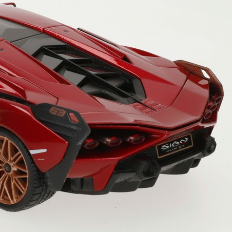 Maqueta coche metal Bburago, detalle del motor
