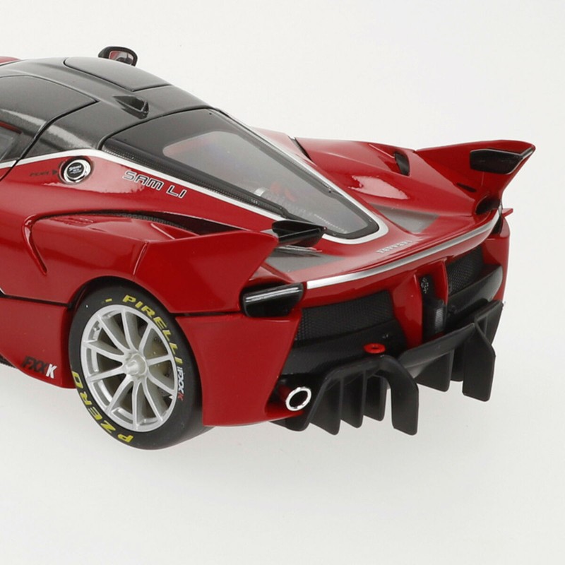 Réplica Bburago Ferrari FXX K vista lateral