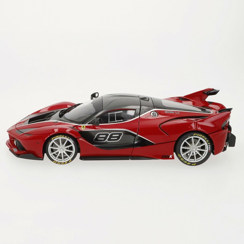 Miniatura Ferrari FXX K para coleccionismo