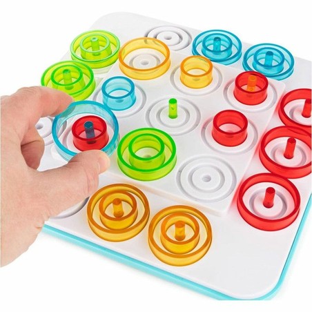 Componentes del juego Otrio: tablero y fichas