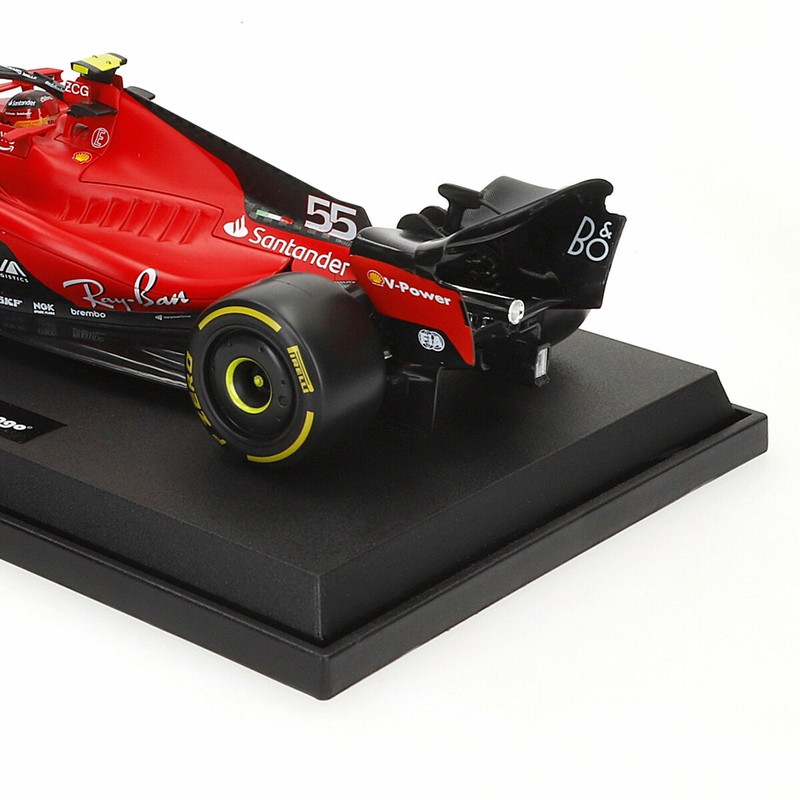 Réplica coche F1 detallada Bburago SF23 frontal