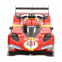 Coche Ferrari Coleccionista Bburago 499 LMH #51 1:18 vista frontal 2