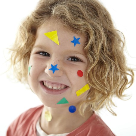 Kit manualidades infantil con pegatinas Apli redondas