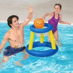 Baloncesto acuático hinchable Bestway para niños en la piscina 2