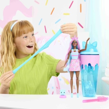 Muñeca articulada Barbie Unicornio con cabello de colores