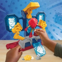 Juego de manualidades niños Play-Doh Iron Man Armor Factory 2