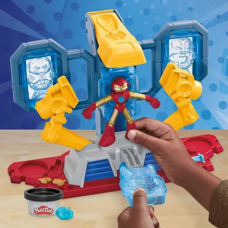 Herramientas de arcilla modelar para niños en el set Play-Doh